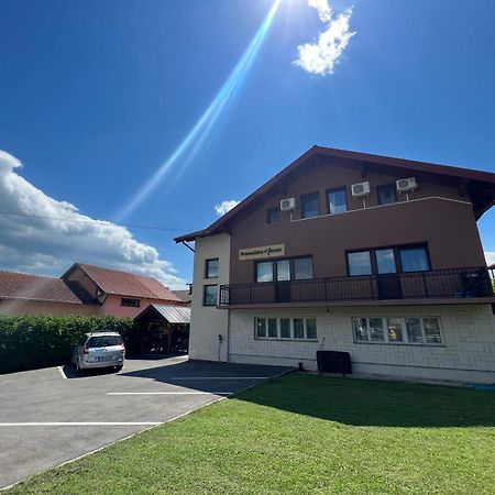 Prenociste-Sobe-Rooms-Aman Bihac Exterior photo