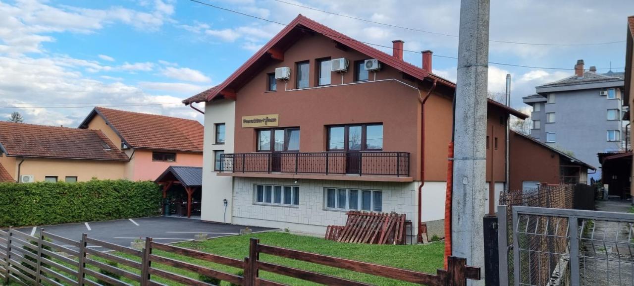 Prenociste-Sobe-Rooms-Aman Bihac Exterior photo