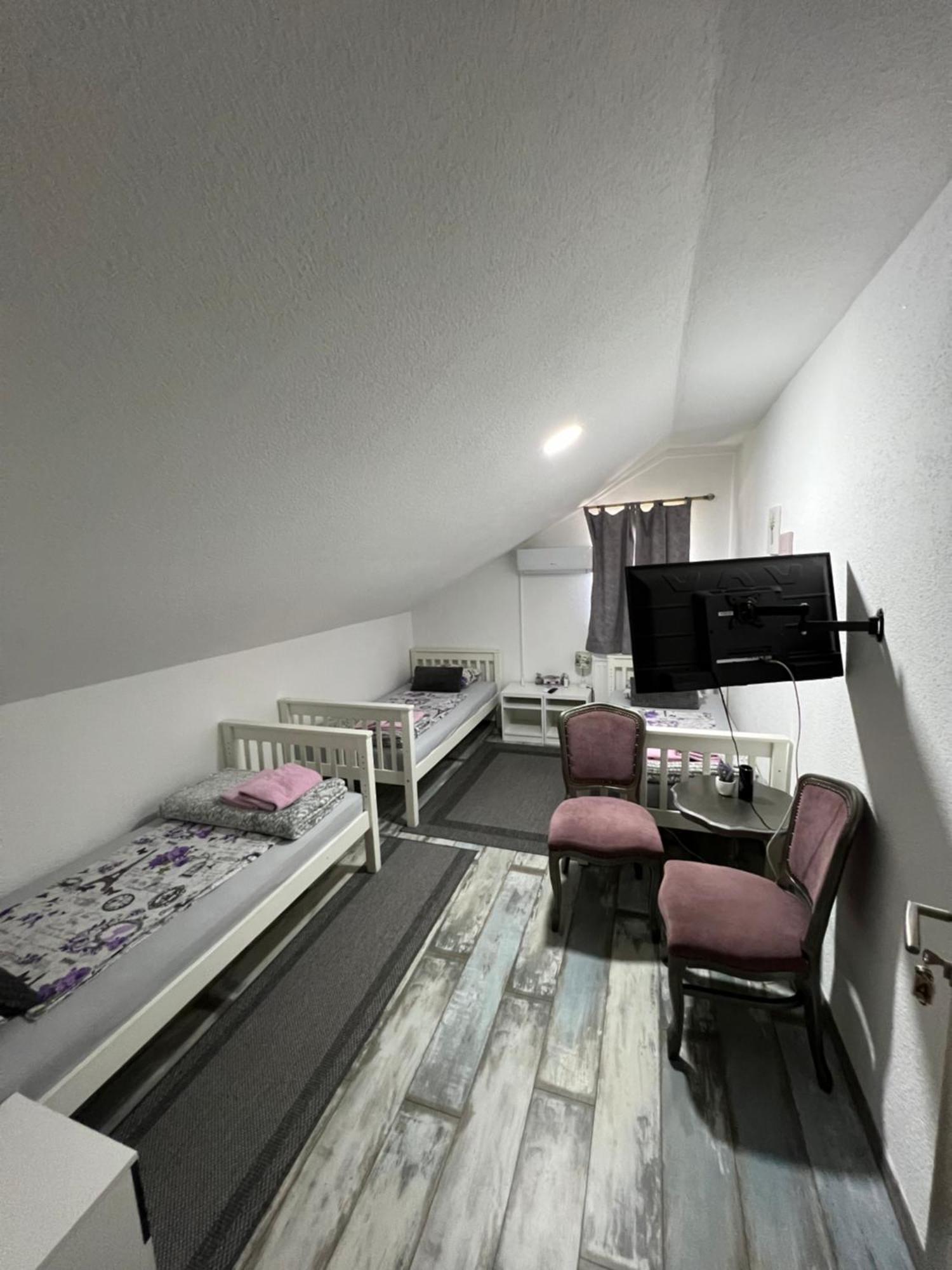 Prenociste-Sobe-Rooms-Aman Bihac Room photo